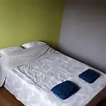 Maison Spacieuse A Proximite Du Circuit Des 24h Du Mans 르망