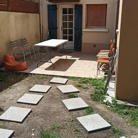 Vila Maison Spacieuse A Proximite Du Circuit Des 24h Du Mans Le Mans