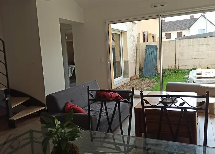 Maison Spacieuse A Proximite Du Circuit Des 24h Du Mans *